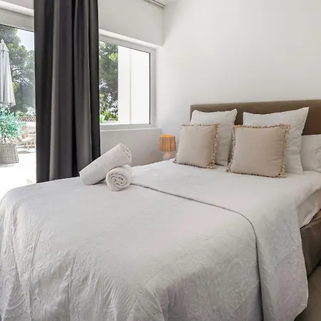 Vacation I Jazmines, 4bdr, Private Pool & Bbq Villa *