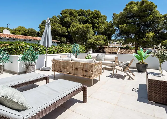 Vacation I Jazmines, 4bdr, Private Pool & Bbq Marbella